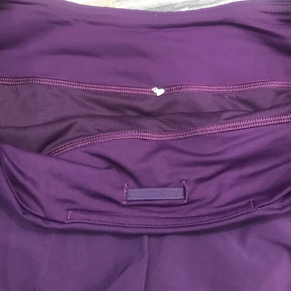 Lululemon speed short 2.5” size 6 - Picture 4 of 5